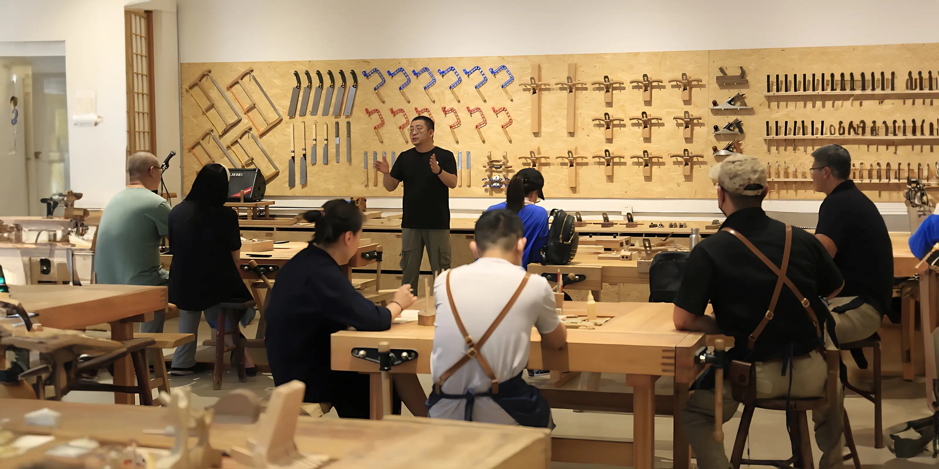 artisan-woodcarving-studio-workshop