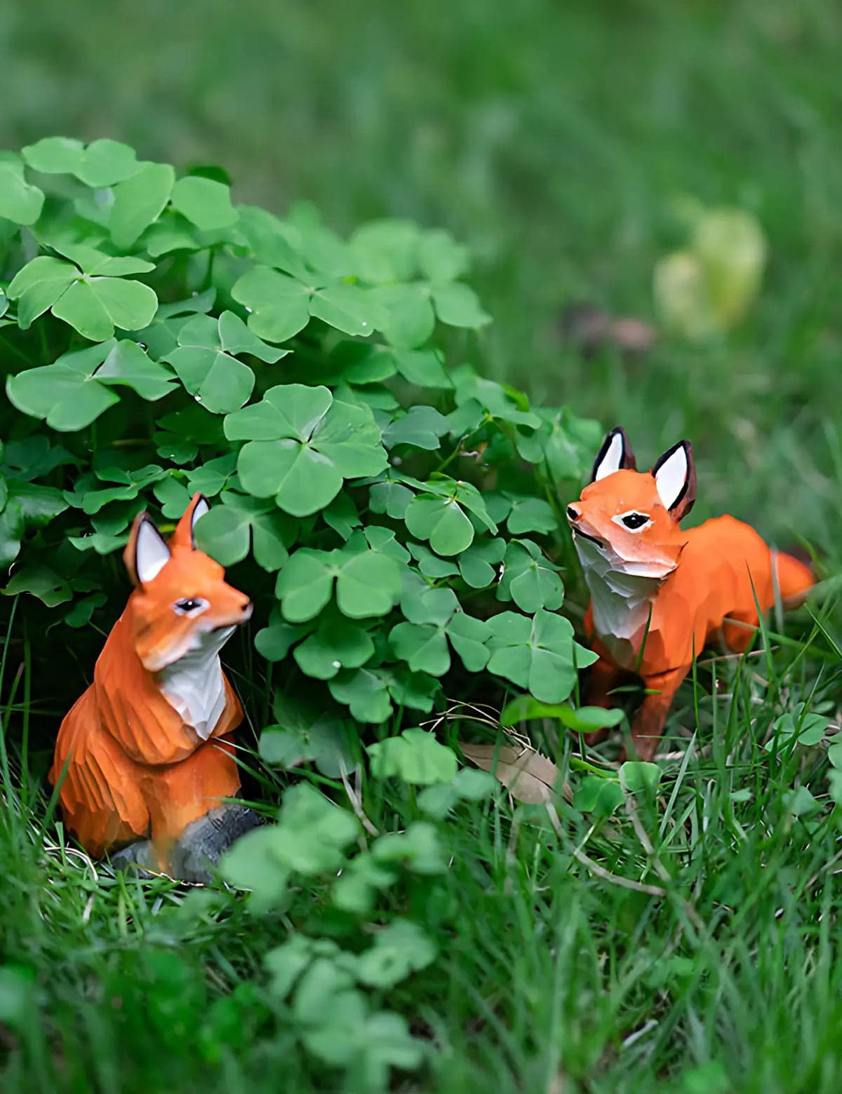 Forest-Fox-Duo-Nature-Inspired-Decor-Carving-04