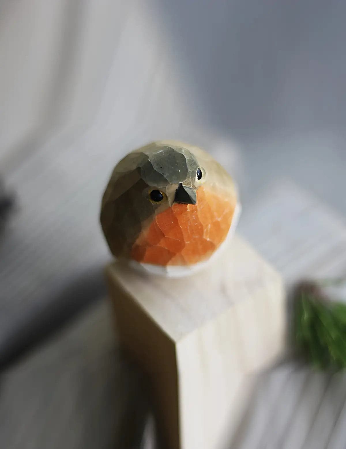 Robin-Wood-Carving-Tranquil-Home-Decor-03