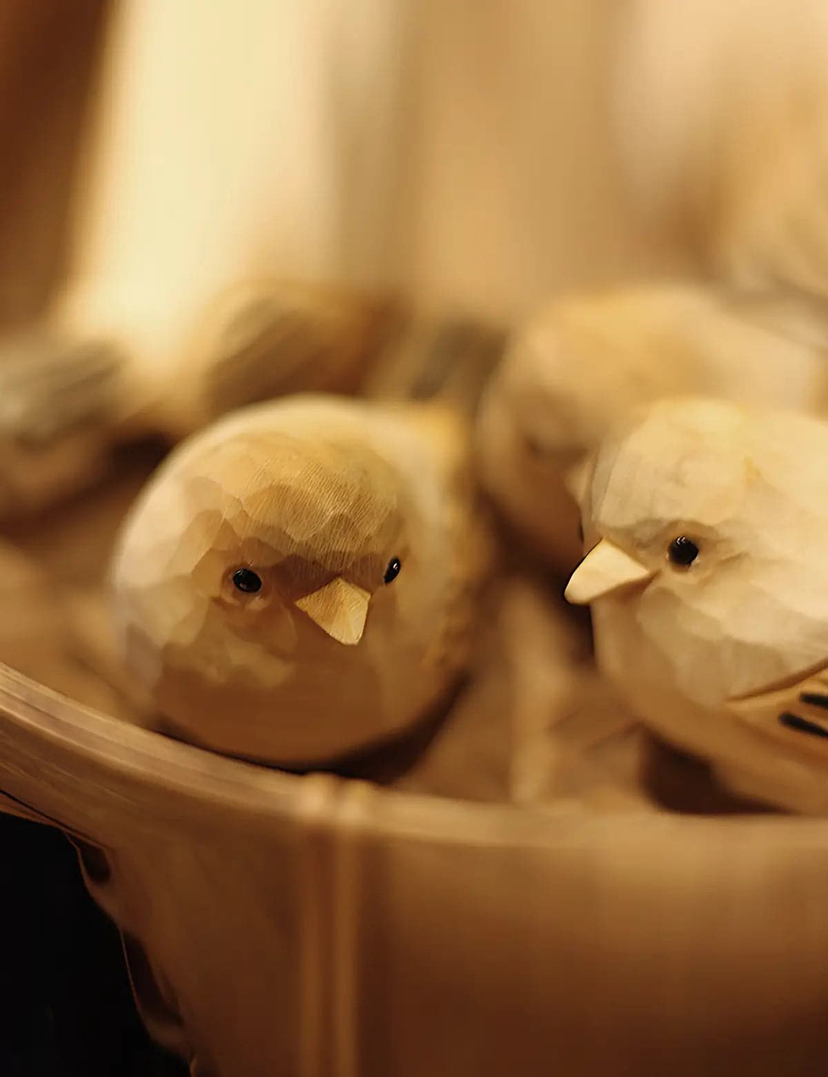 Willow-Tit-Tabletop-Decor-Carving-05