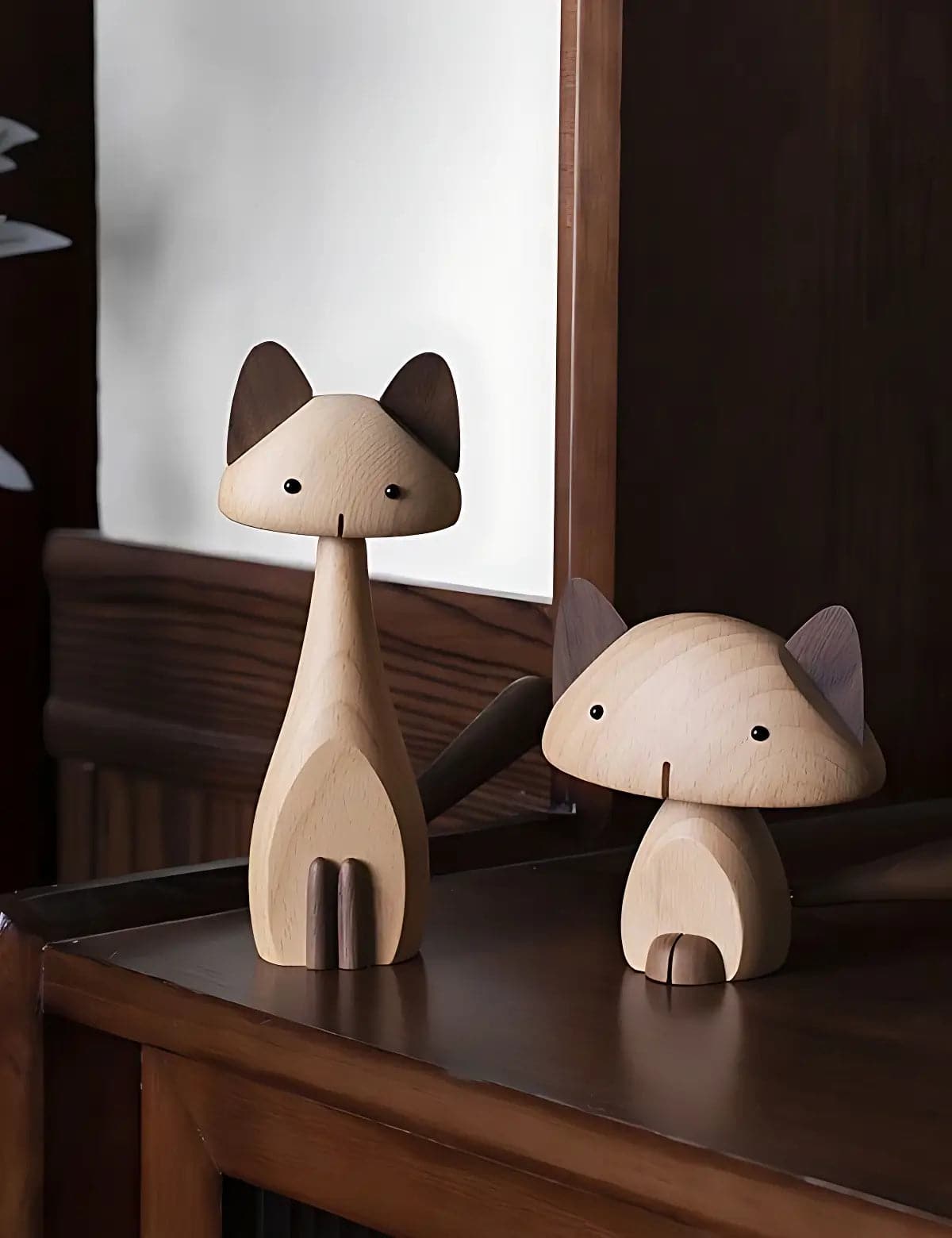 artisan-wood-cat-statue-home-accent-02