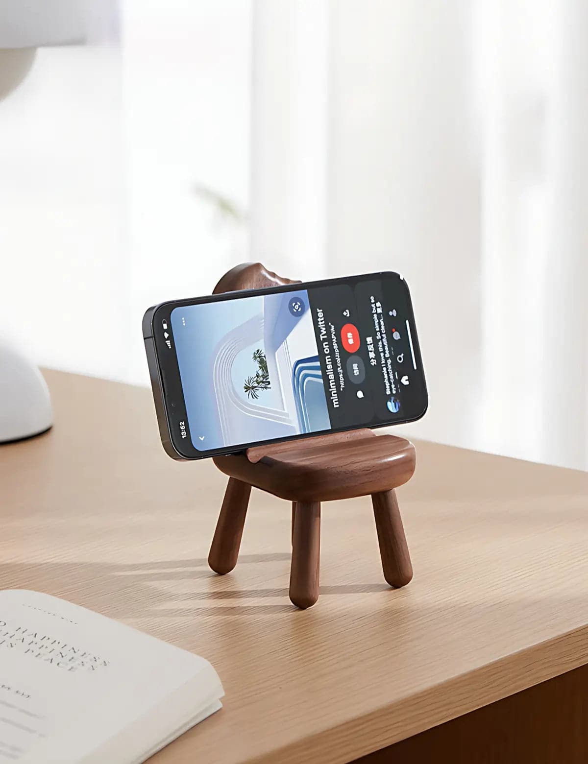 ice-cream-stool-wooden-phone-stand-decor-02
