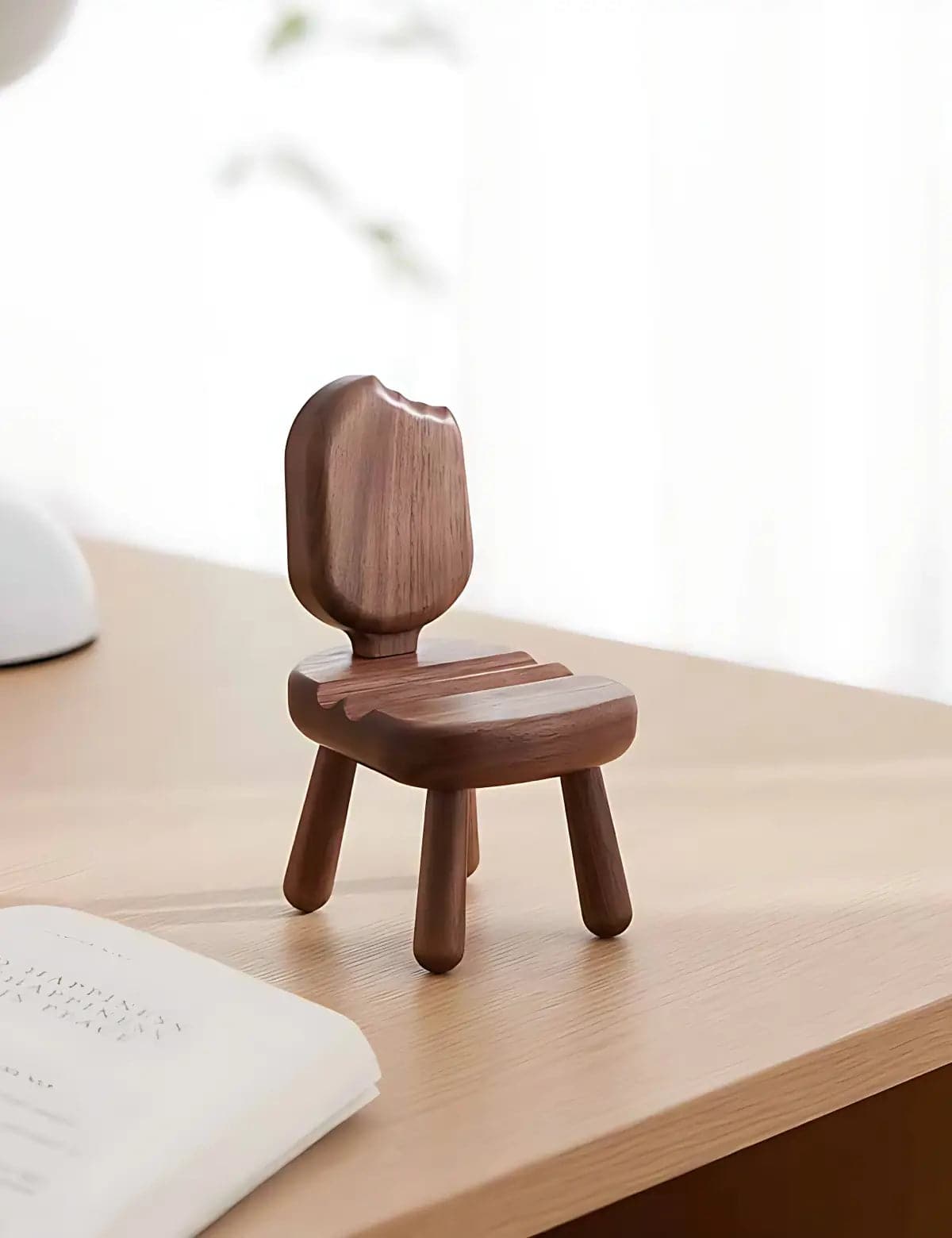 ice-cream-stool-wooden-phone-stand-decor-03