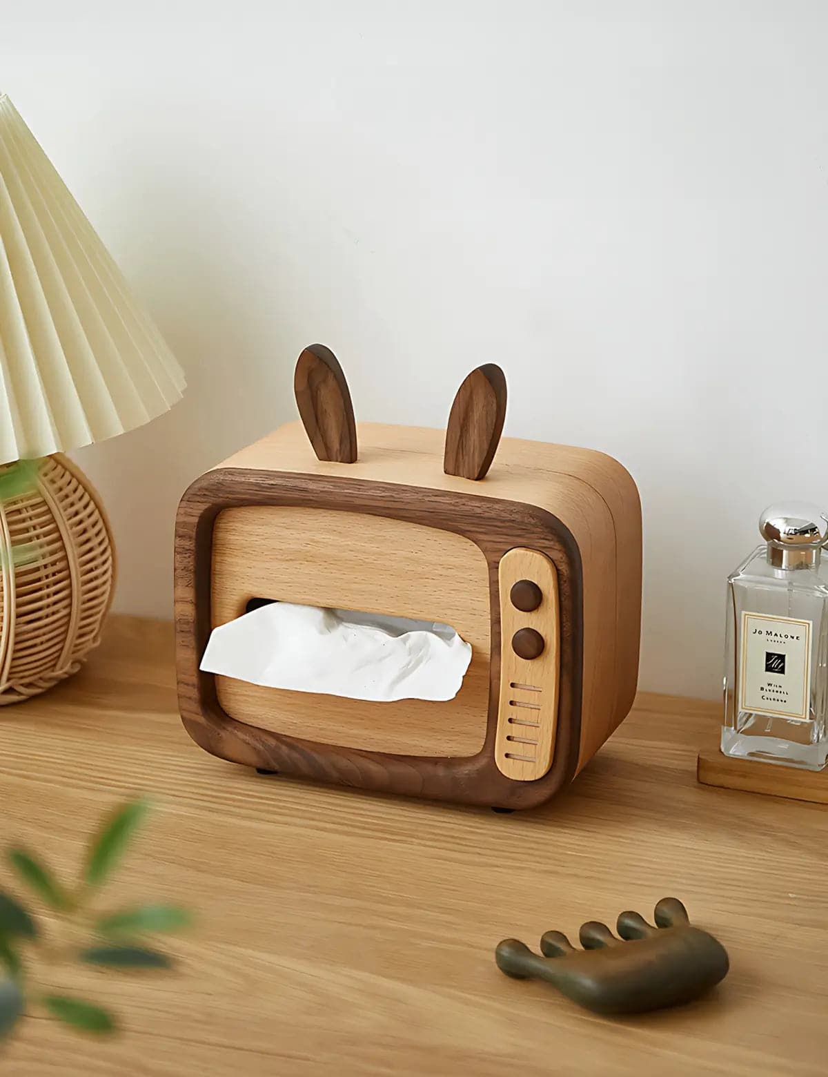 tv-rabbit-wooden-tissue-box-home-accessory-04